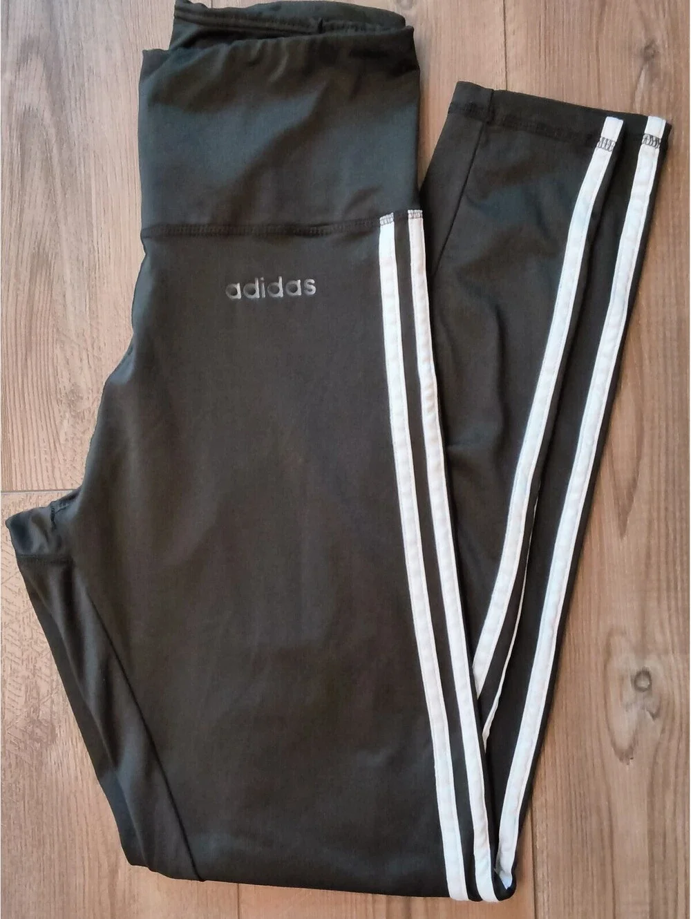 Adidas Iconic Black Leggings w White Stripes Stretchy Tummy Control  Medium